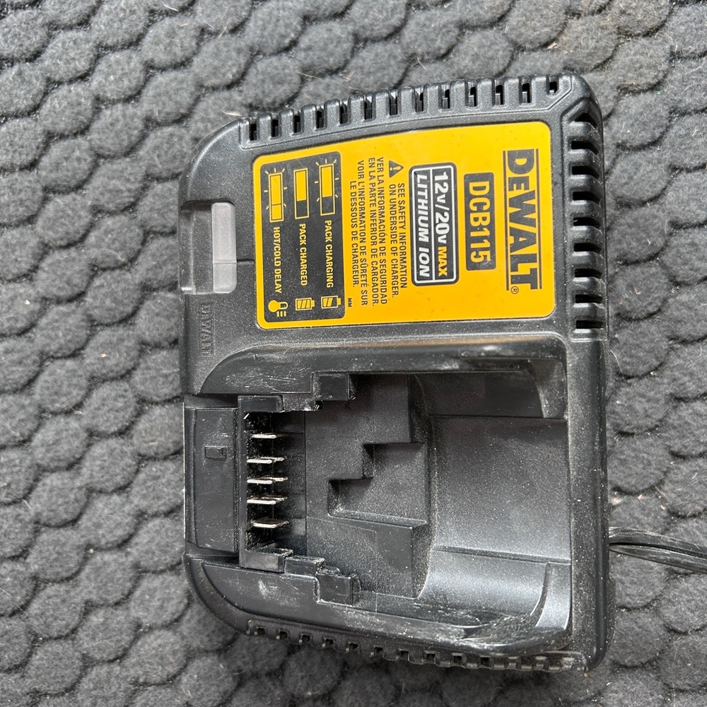 DEWALT Black Battery Charger